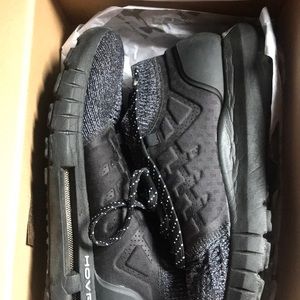 Men’s 11.5 under armour shoes